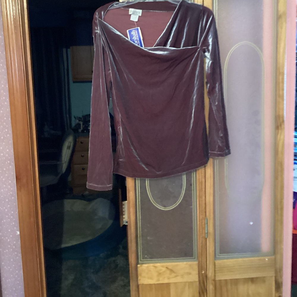 Elegant Velvet Scoop Neck Sweater